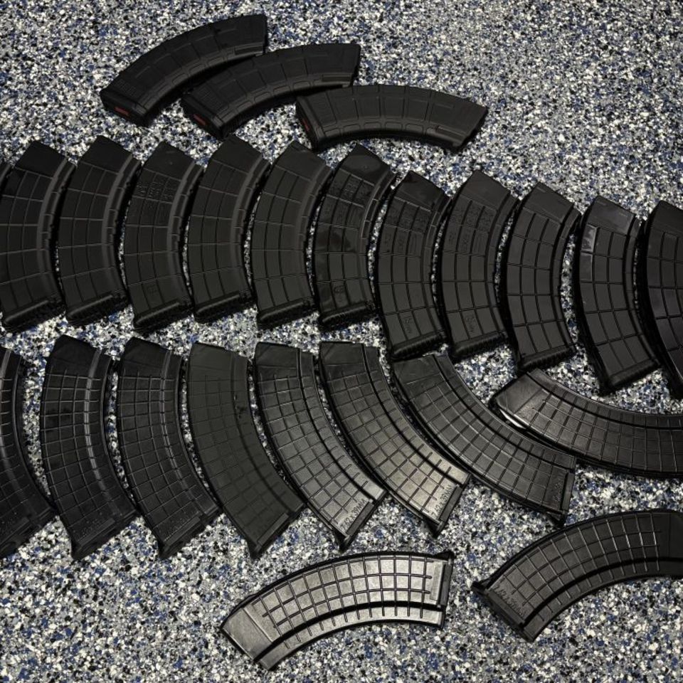Image 1 - 28 new Ak mags for sale 