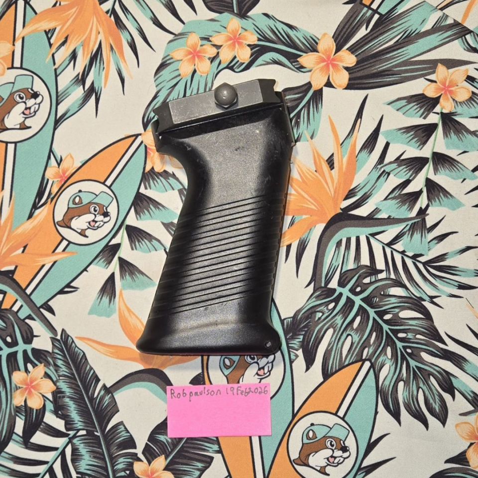 Image 2 - FN Forward Grip