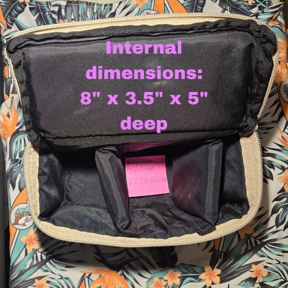 Image 1 - Padded lens case