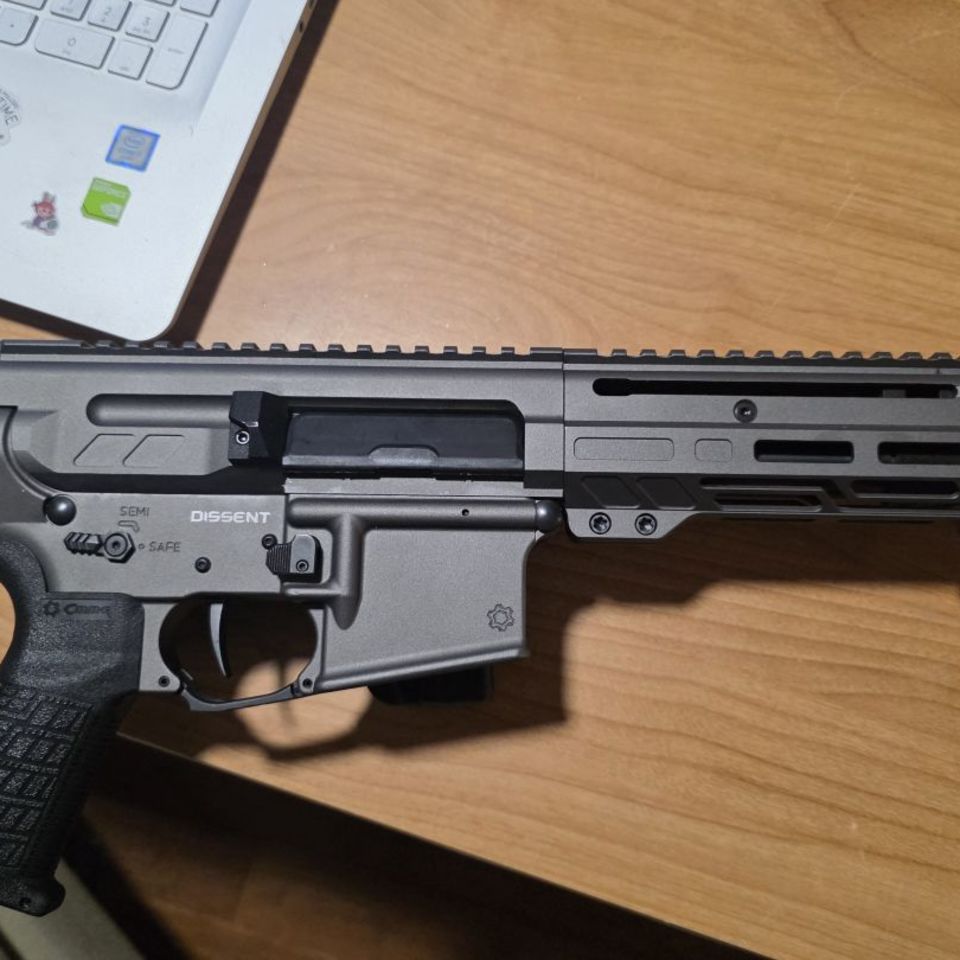 Image 4 - SBR CMMG Dissent Mk4 300BLK 