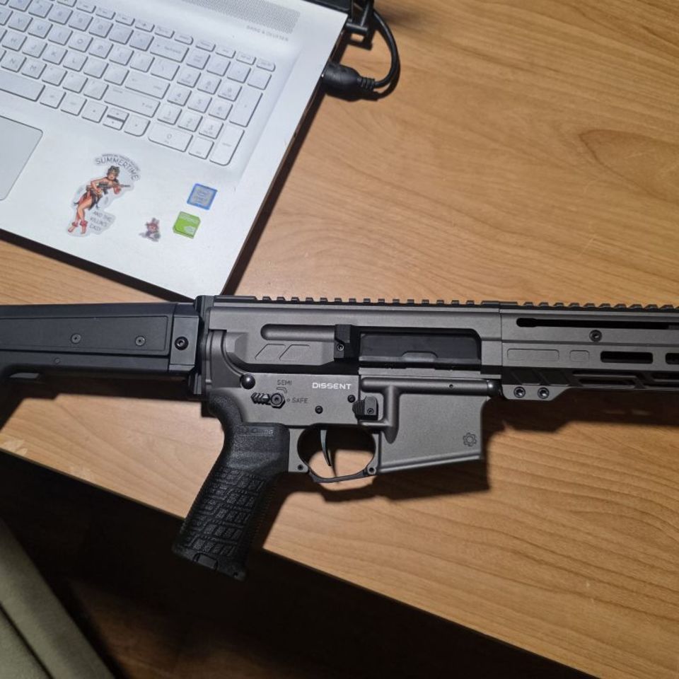 Image 2 - SBR CMMG Dissent Mk4 300BLK 