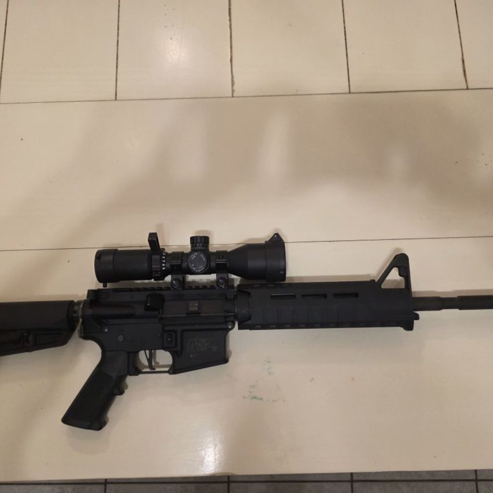 Image 3 - Smith & Wesson M&P-15