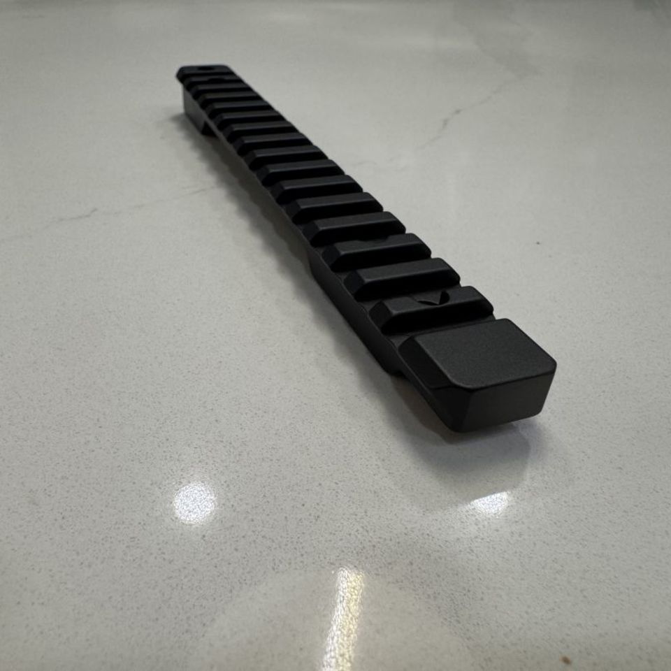 Image 4 - Rail - Weatherby Mark V 20moa 