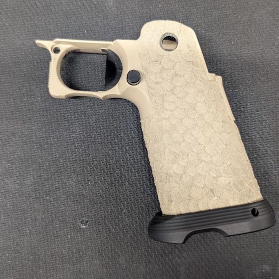 Image 1 - STACCATO P XC XL COMPLETE GRIP