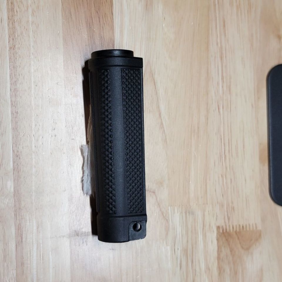 Image 3 - MP5 Handguard 