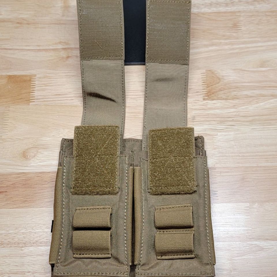 Image 2 - Armored Republic mag carrier