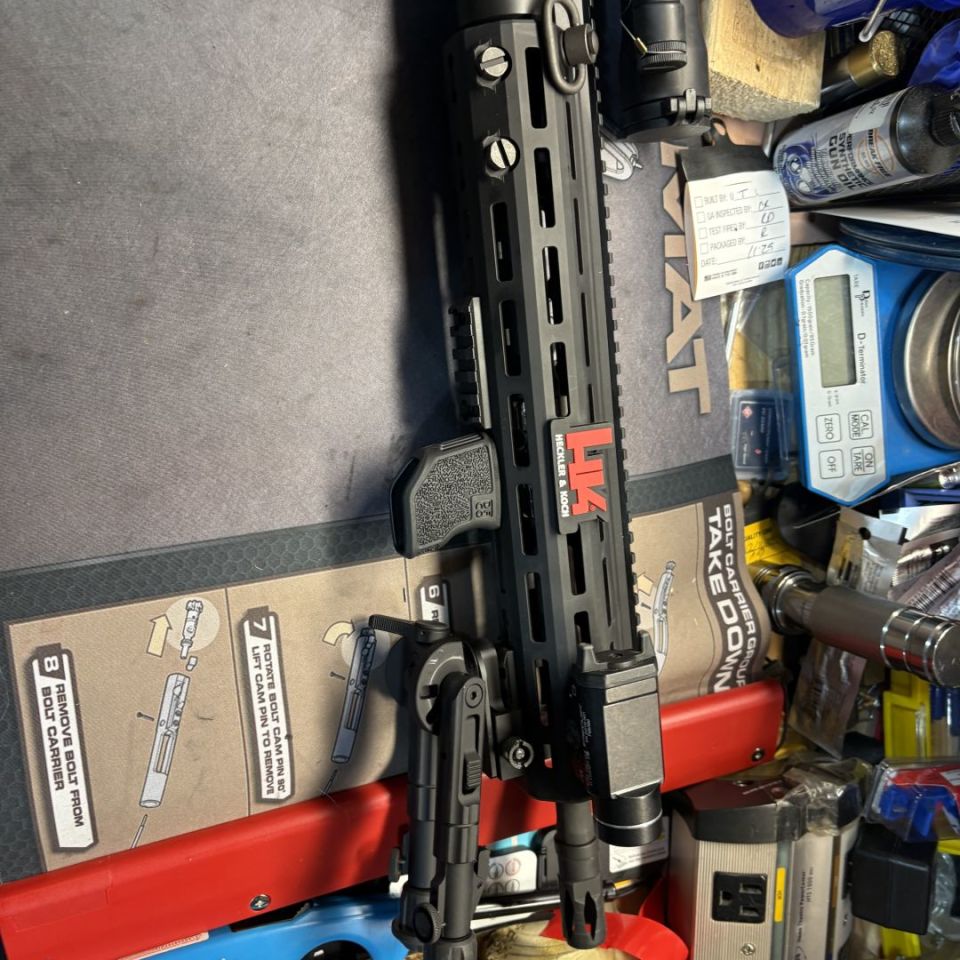 Image 5 - HK MR 762 A1