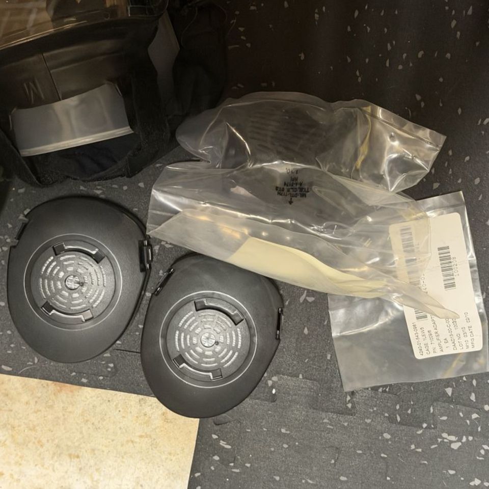 Image 3 - Avon M50 with VPU