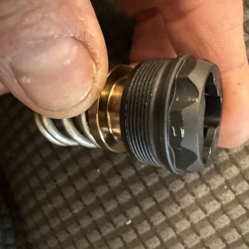 Image 3 - Rugged obsidian 9, 3 lug tri