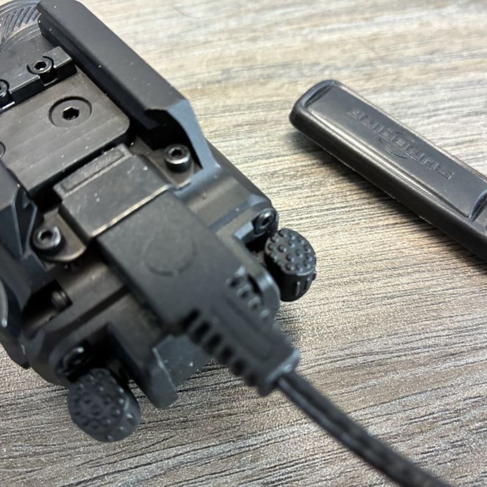 Image 5 - RovyVon GL4 Pro + Surefire RSR