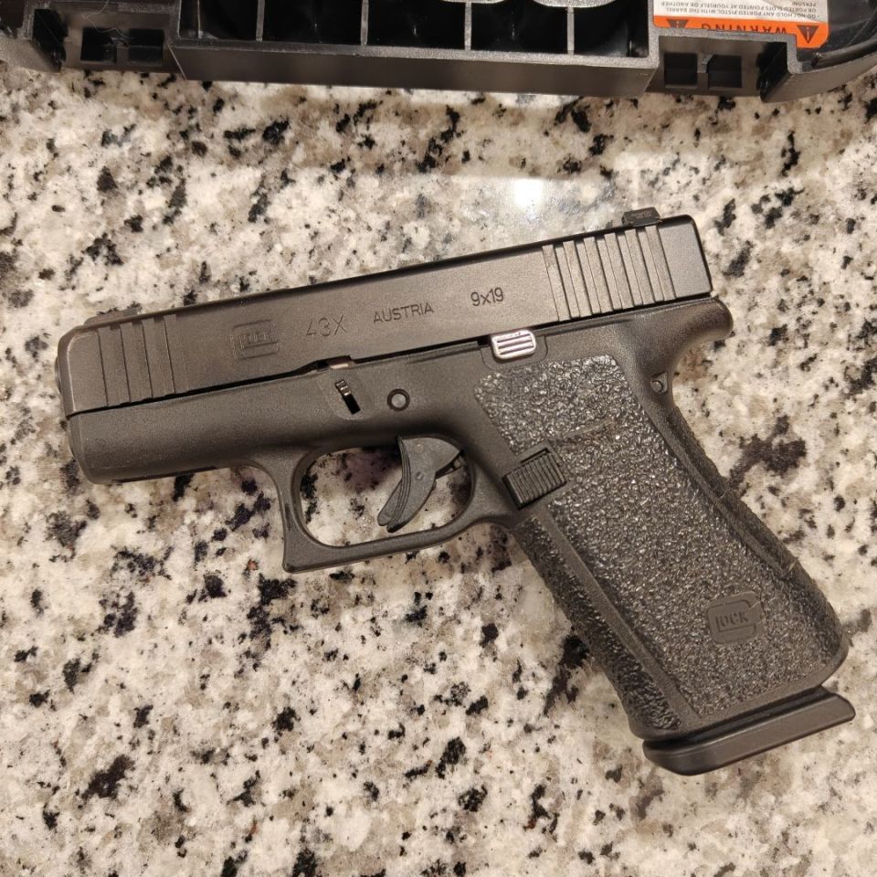 Image 2 - Glock 43x with holster, 3 mags