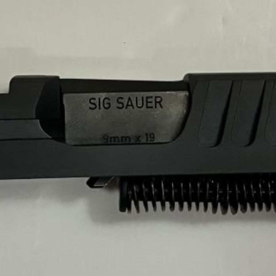 Image 2 - COMPLETE P365 FUSE SLIDE 