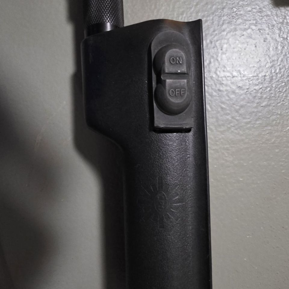 Image 4 - Surefire 660 weapon lights +