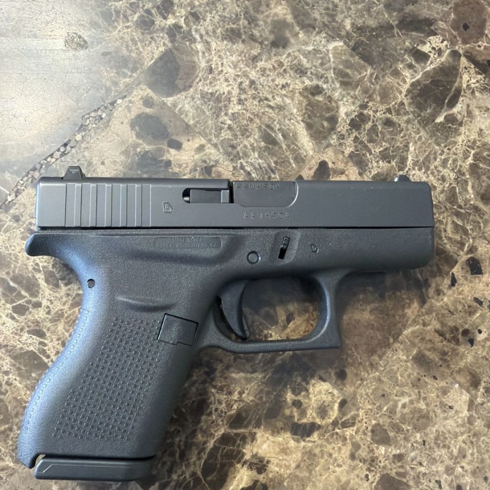 Image 2 - Glock 42