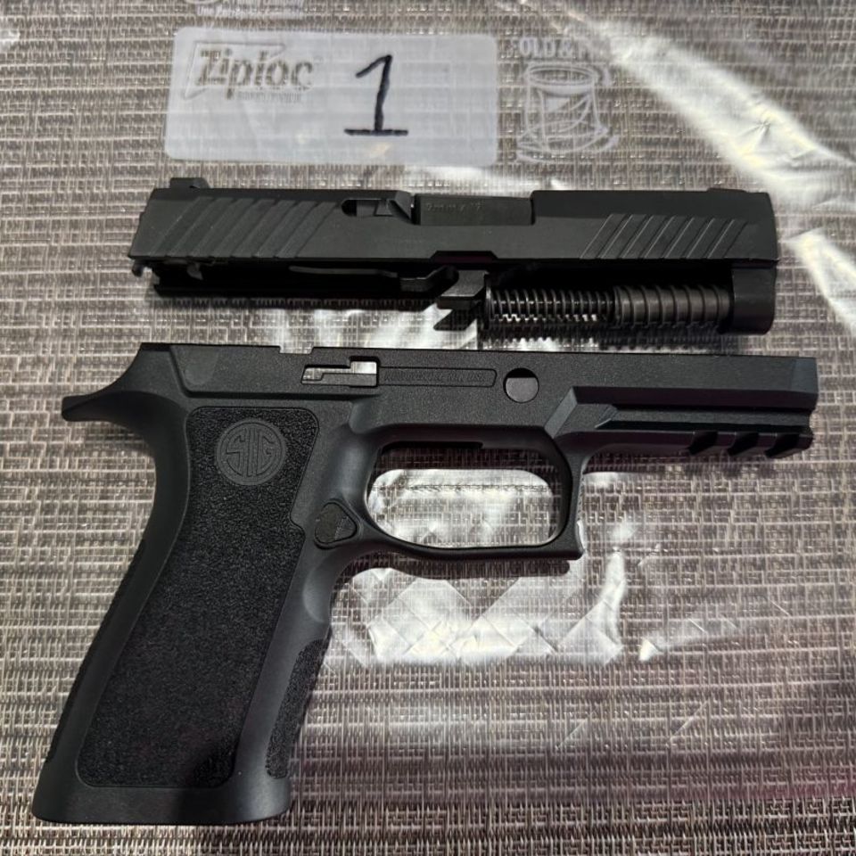 Image 2 - WTS P320 Carry Upper and Grip