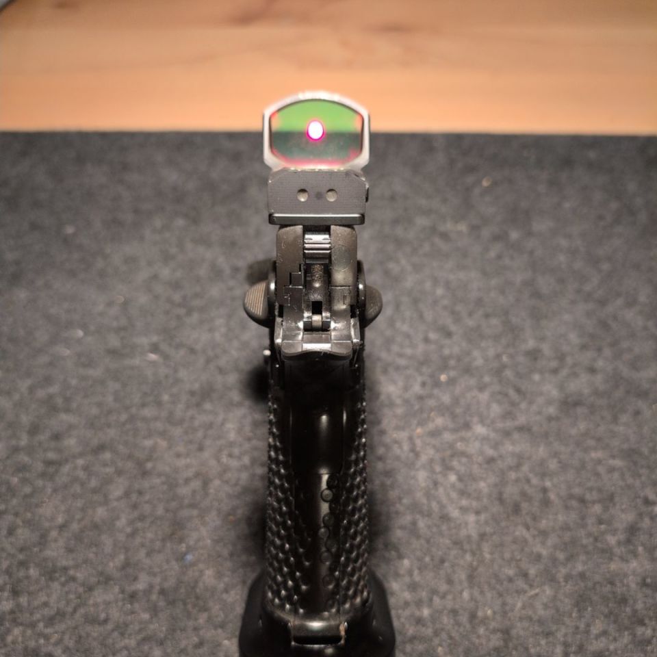 Image 5 - Masterpiece Arms DS9 2011