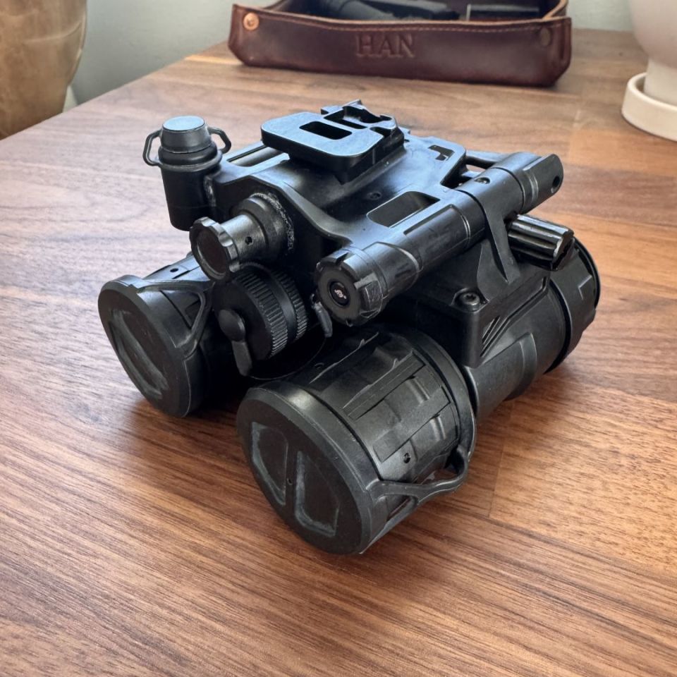 Image 2 - EOTECH BinoNV-C 