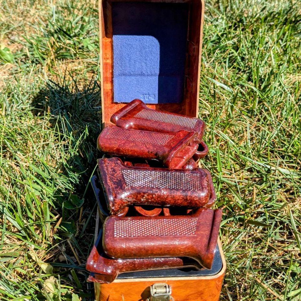 Image 3 - Refinished Bulgarian AK grips