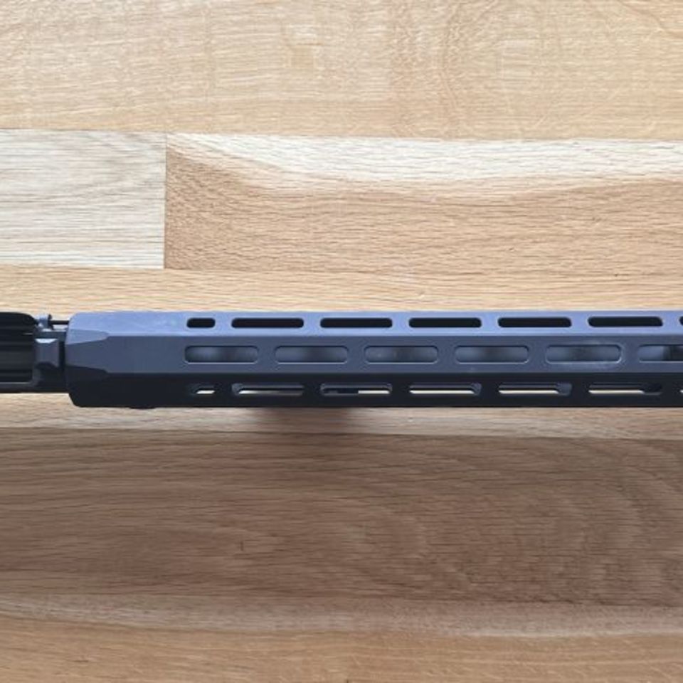 Image 3 - KAC SR-15 16” Upper
