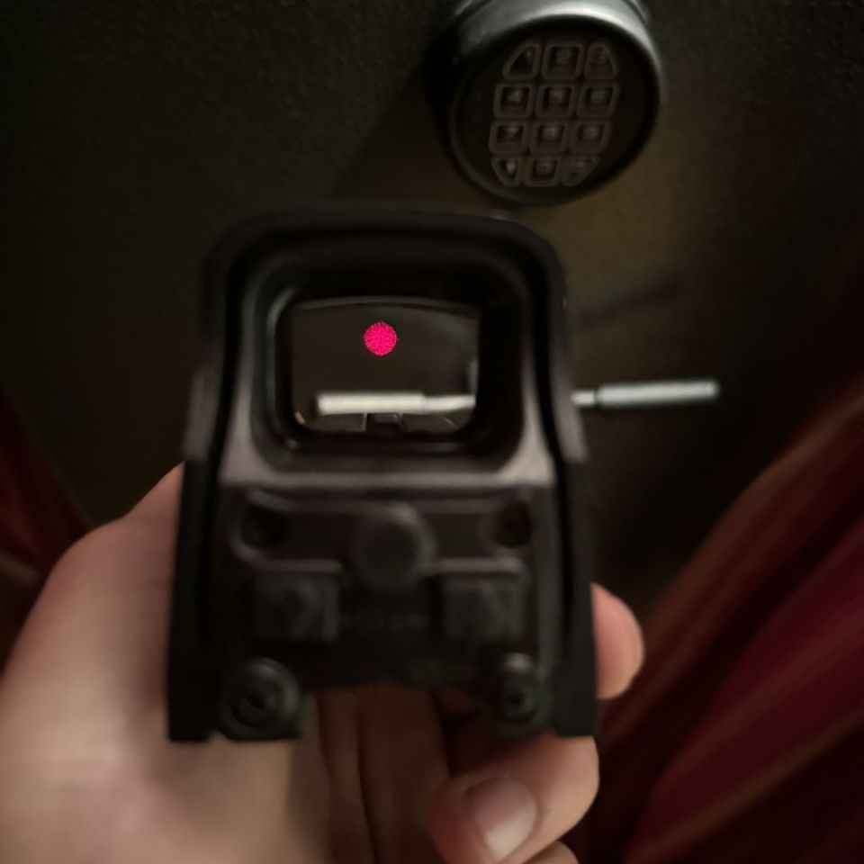 Image 2 - EoTech 512