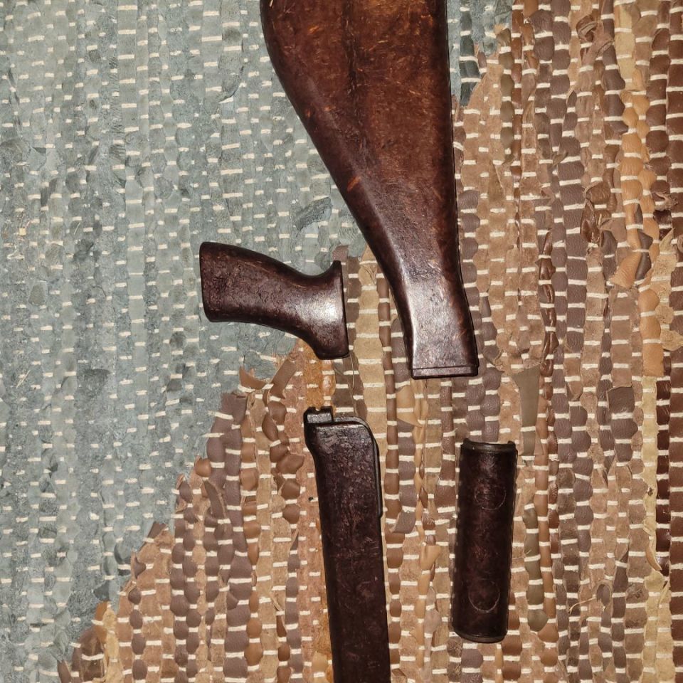 Post 4 - Vz58 beaver barf furniture set