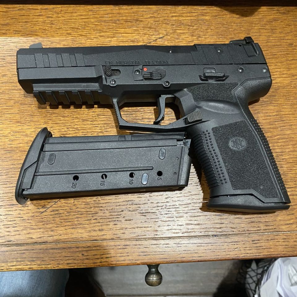 Post 2 - FN Five Seven MRD