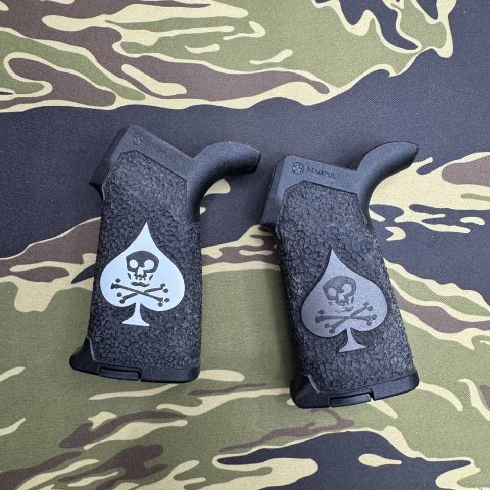 Post 1 - SOFLETE magpul grips RARE