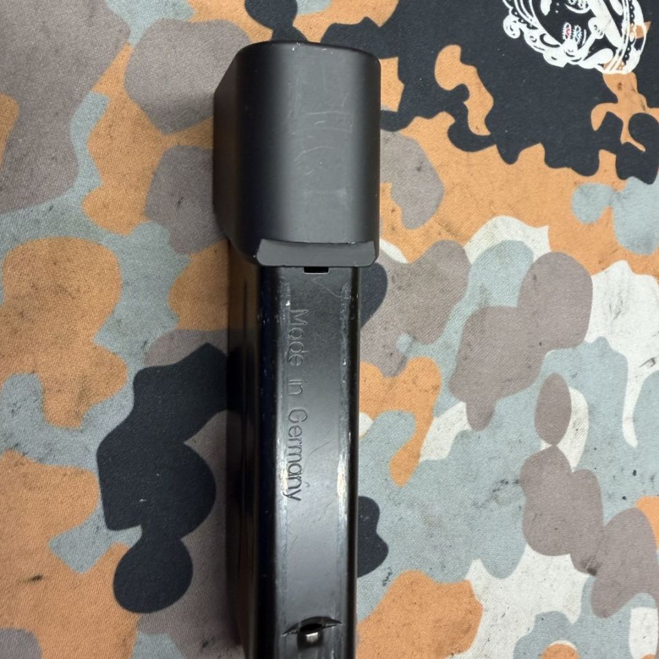 Post 2 - German HK USPC 45 magazine 