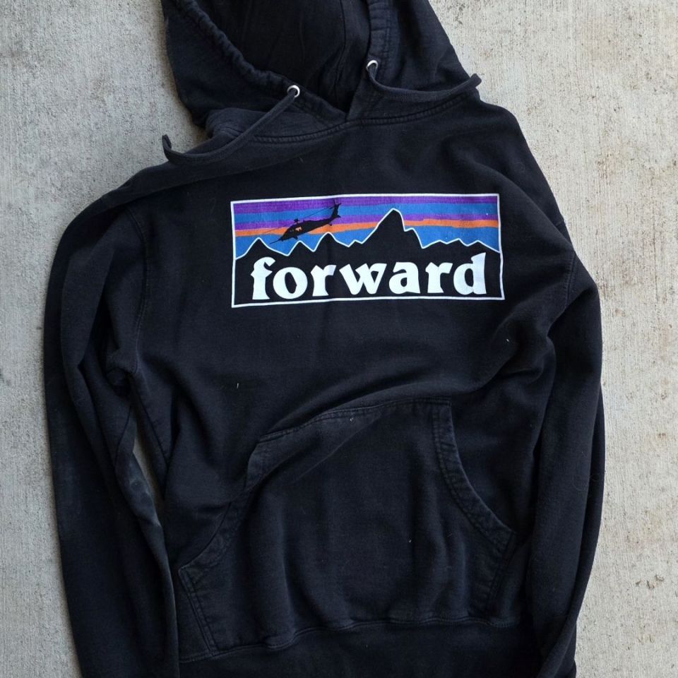 Post 1 - FOG FORWARD Pata Hoodie