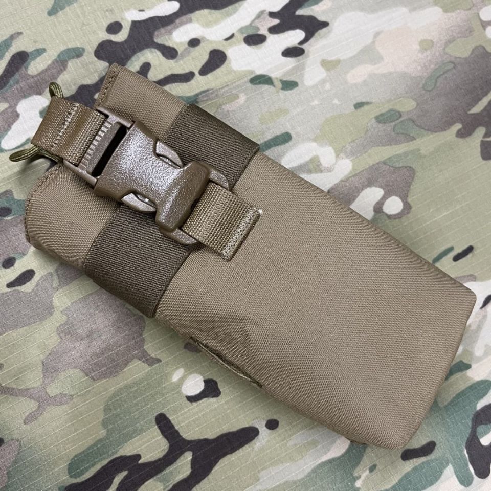 Post 2 - FIRST SPEAR RADIO POUCH COYOTE