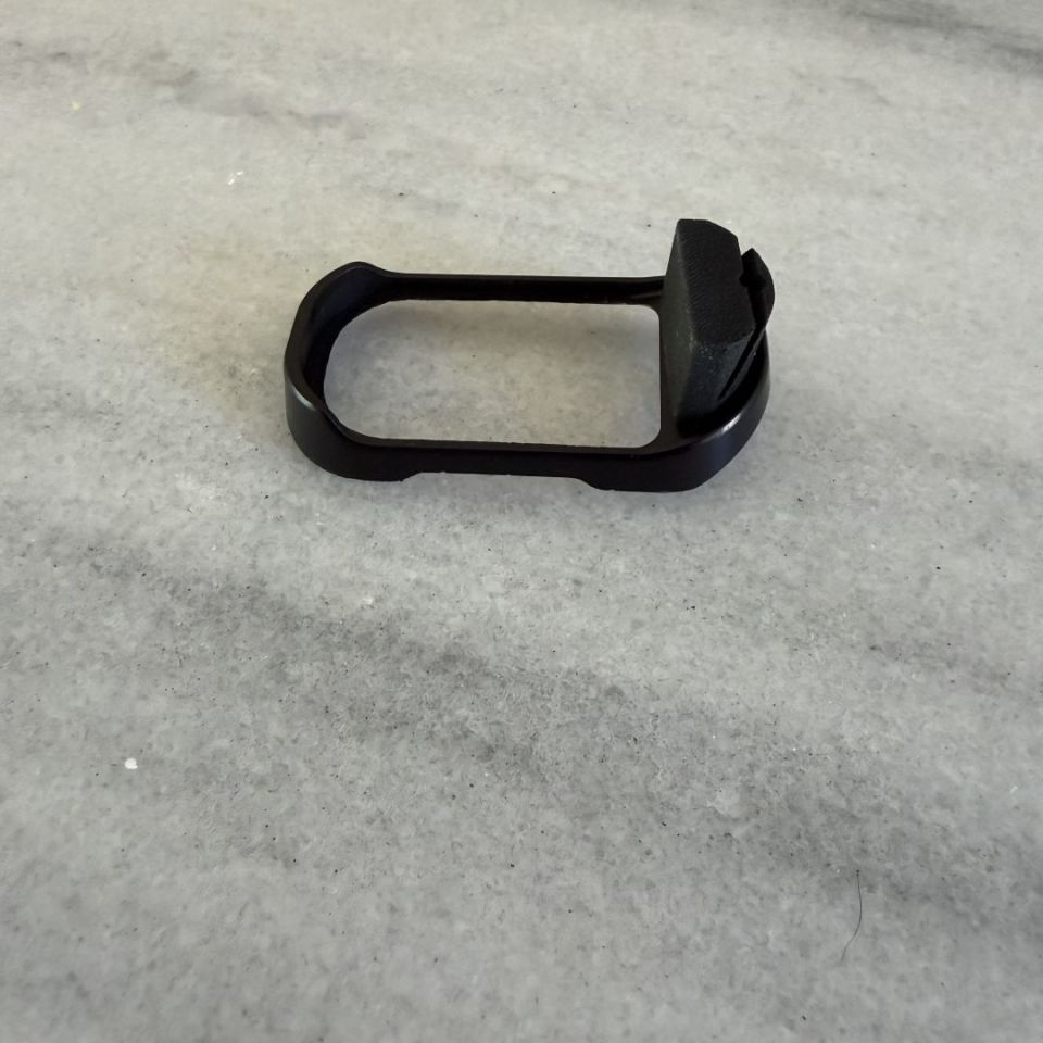 Post 1 - Shield Arms Carry Magwell 43x