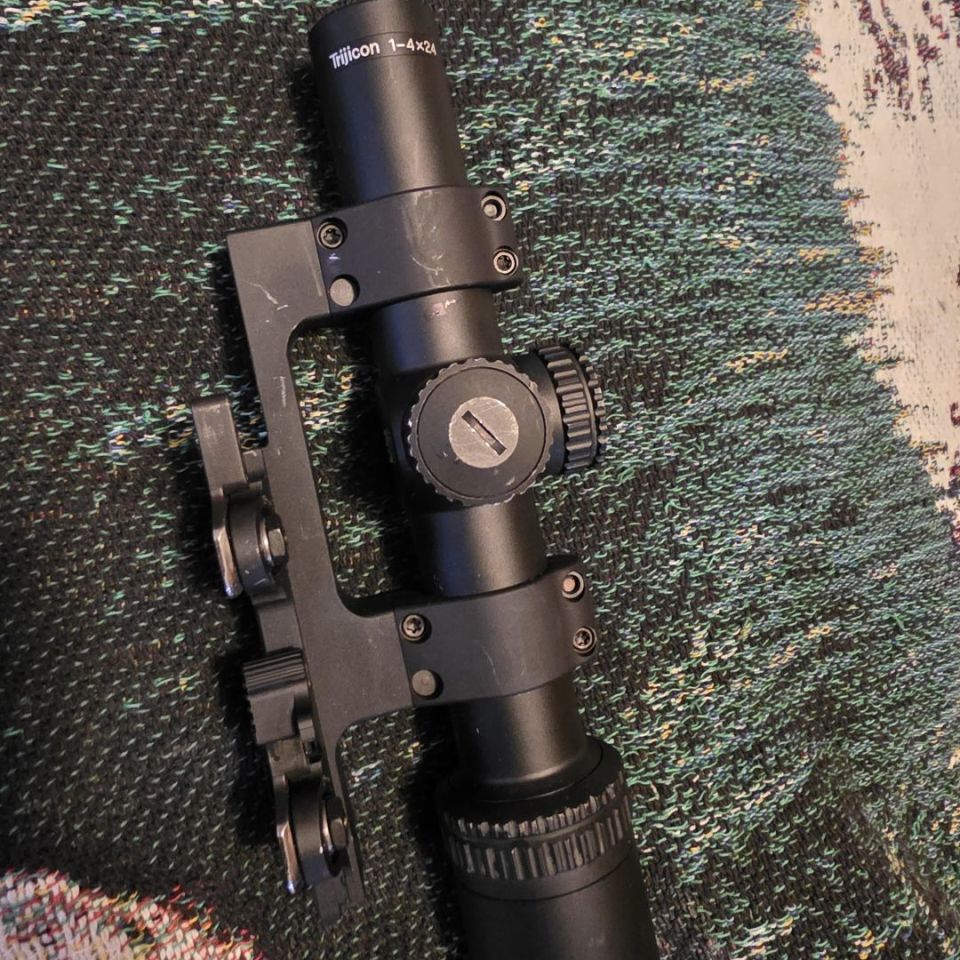 Post 4 - Trijicon 1-4 Accupower / Larue