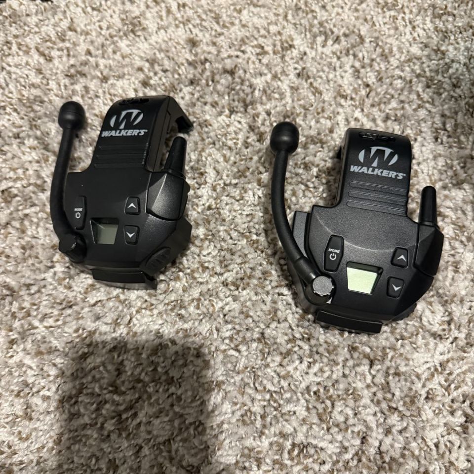 Post 5 - walker razor microphone