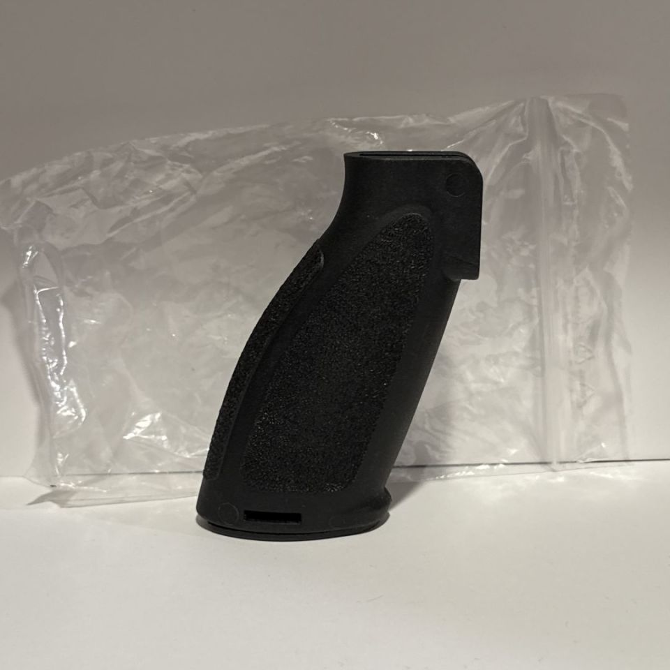 Post 2 - HK416 Grip V2