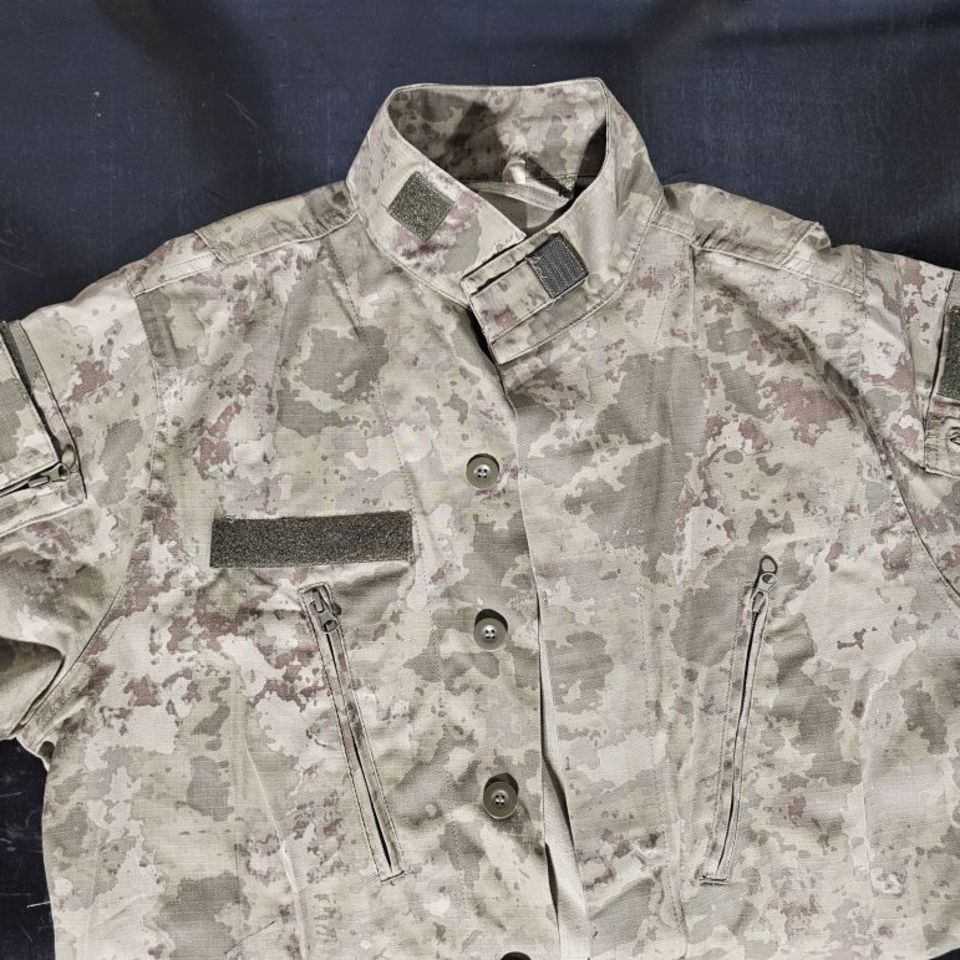 Post 3 - Field shirt L/Xl