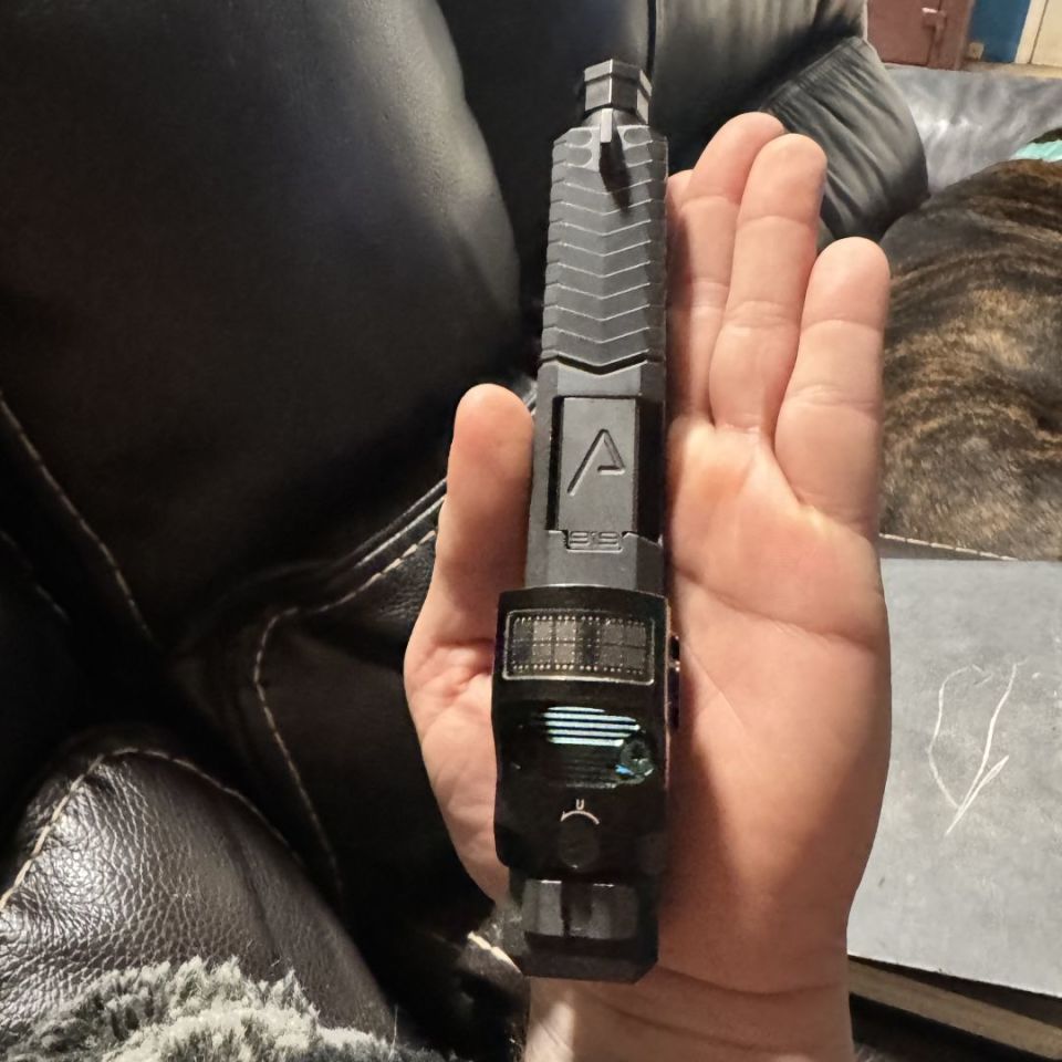 Post 3 - StatementDefense Glock19 Gen5