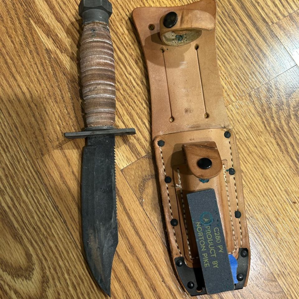 Post 1 - Camillus air force knife 