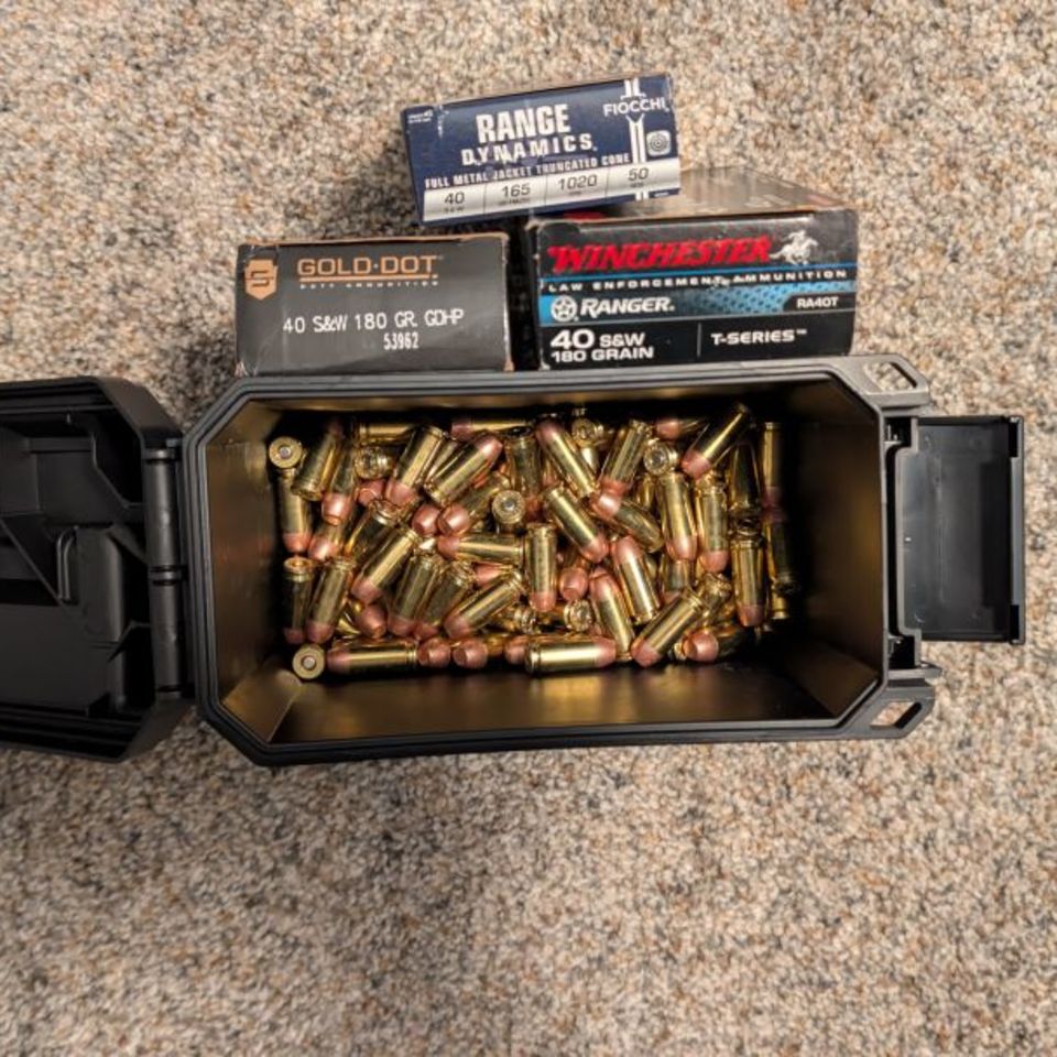 Post 4 - 40 S&W lot (local pickup only)