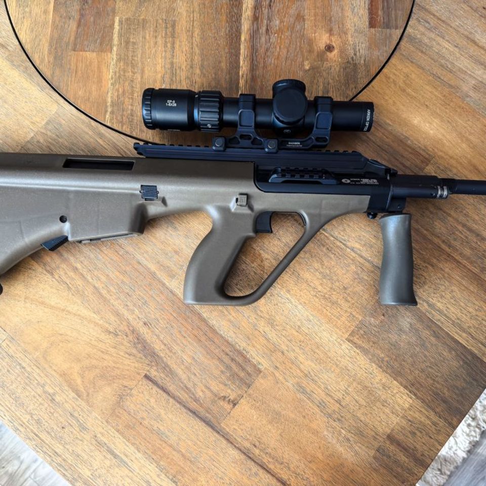 Post 2 - Steyr Aug A3M1 w/ Mount&Optic 