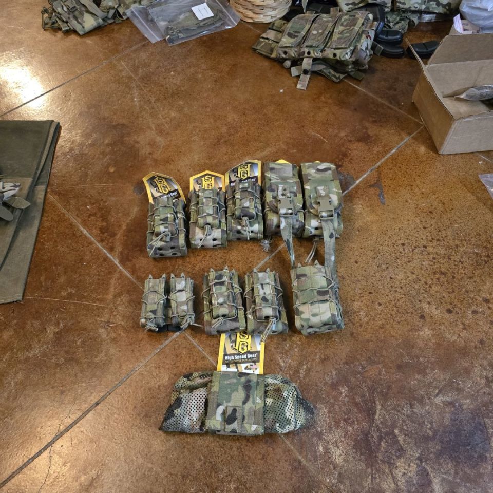Post 4 - Molle pouches