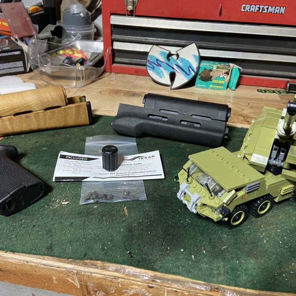 Post 2 - Yugo AK Accessories