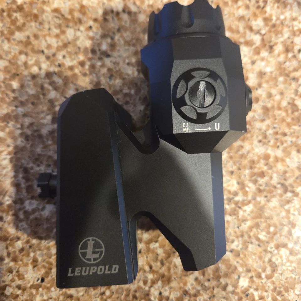 Post 1 - Leupold D-Evo 6x cmr reticle 