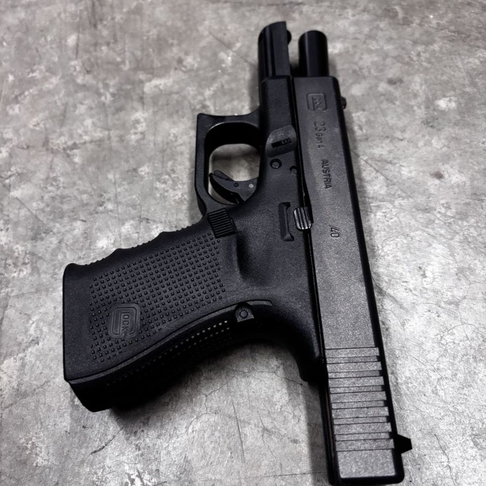 Post 2 - Like new Glock 23 Gen 4