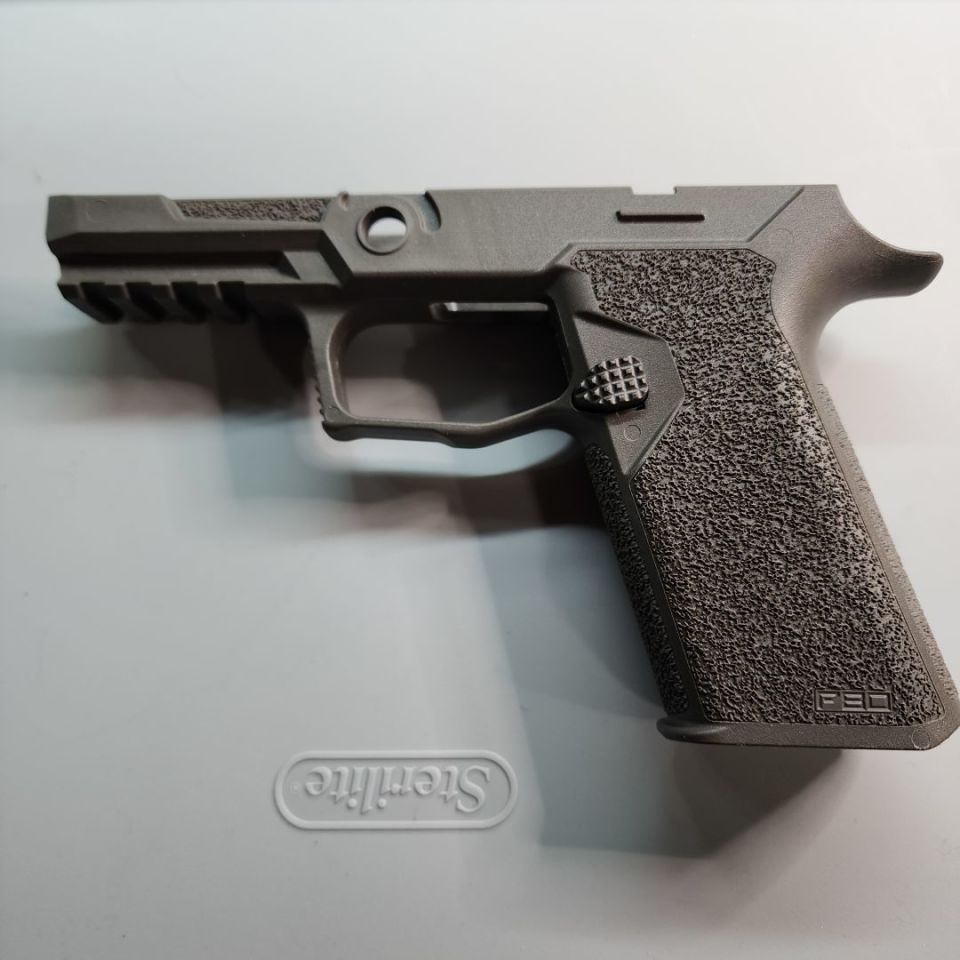 Post 1 - P320 Grip module by P80