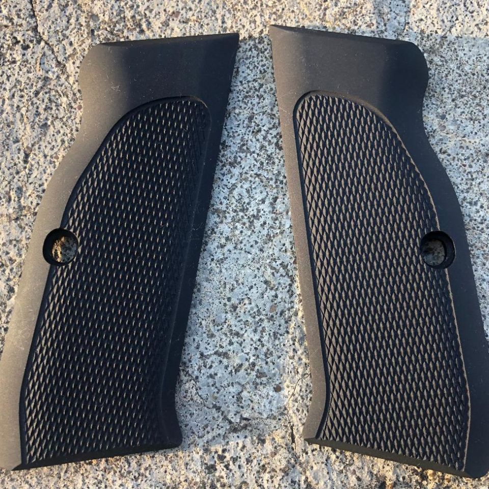 Post 2 - Hogue Aluminum Grips  75151