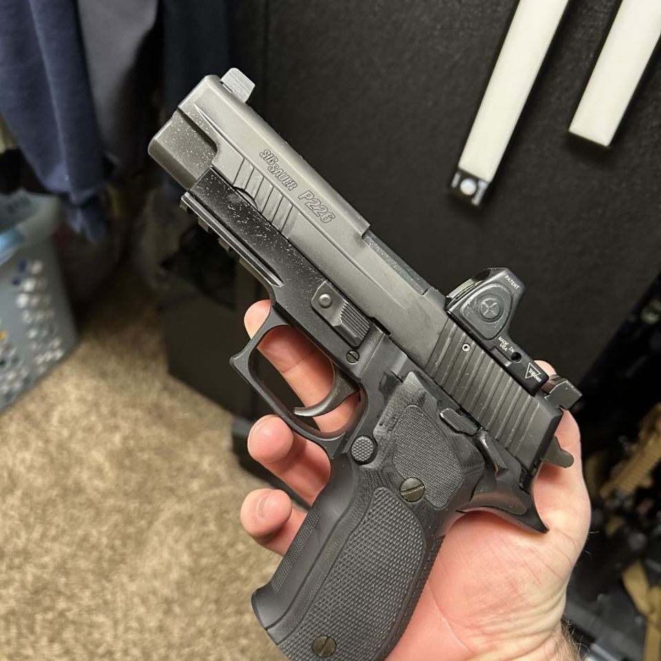 Post 1 - Sig Sauer P226 Elite SAO w RMR