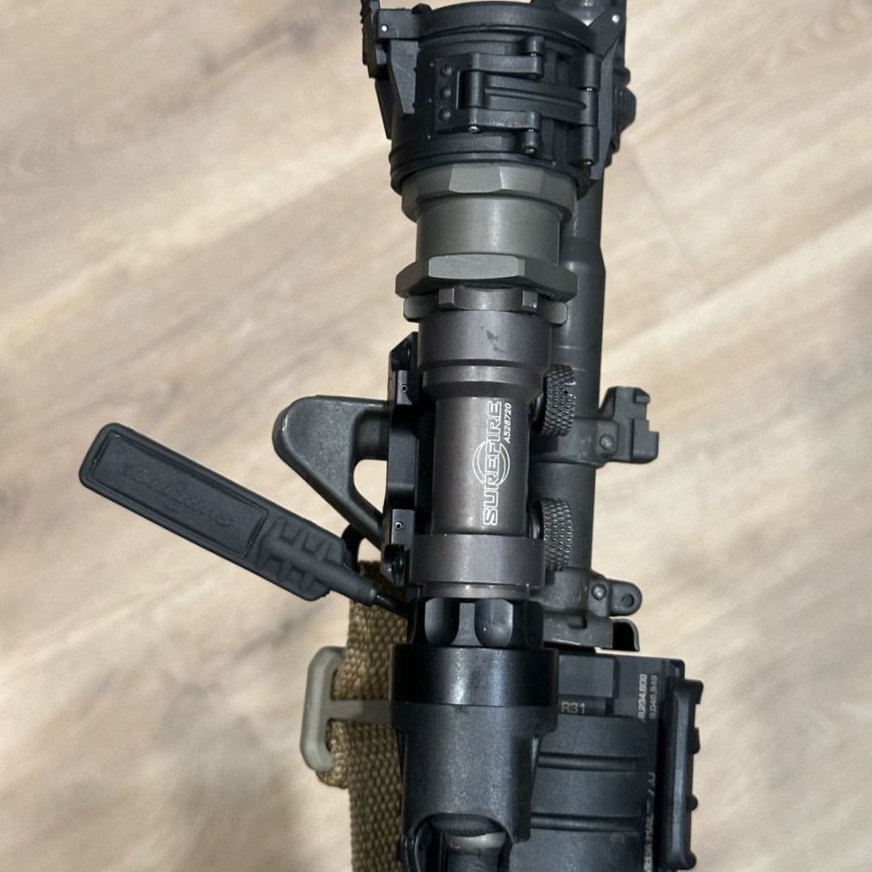 Post 5 - Surefire 951 LED w/ switch