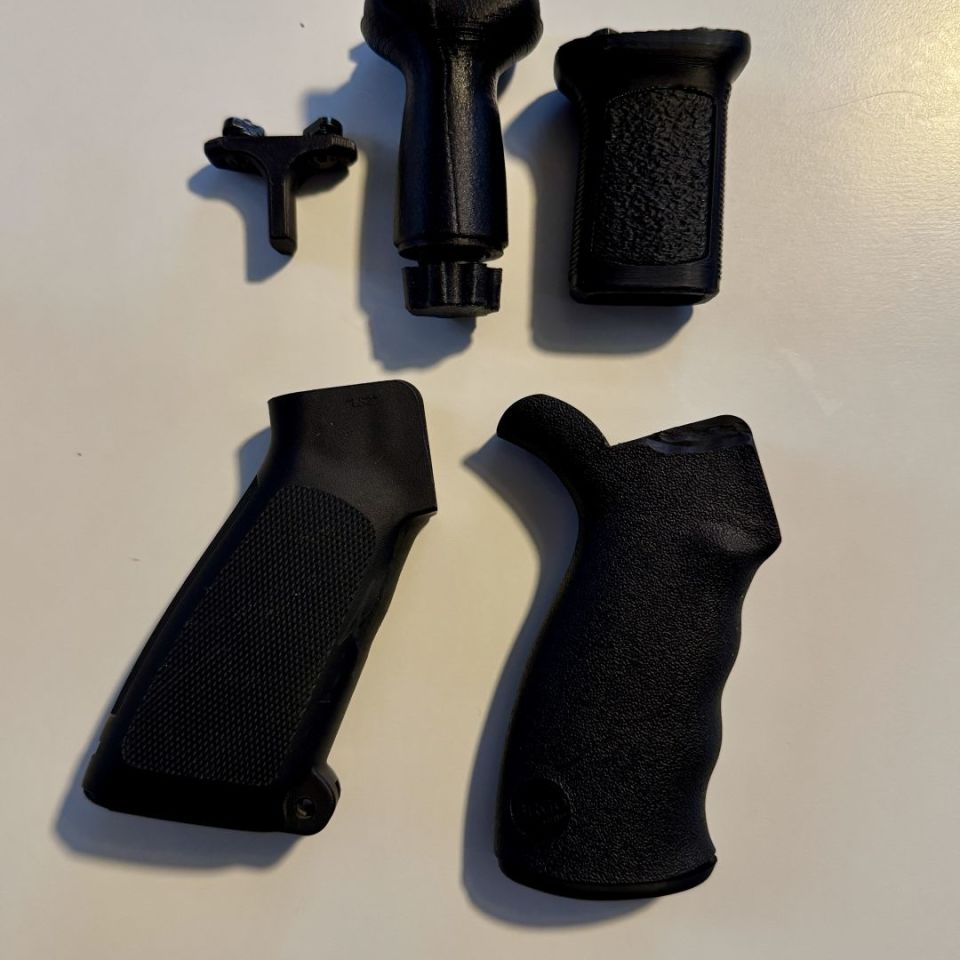 Post 1 - Grips