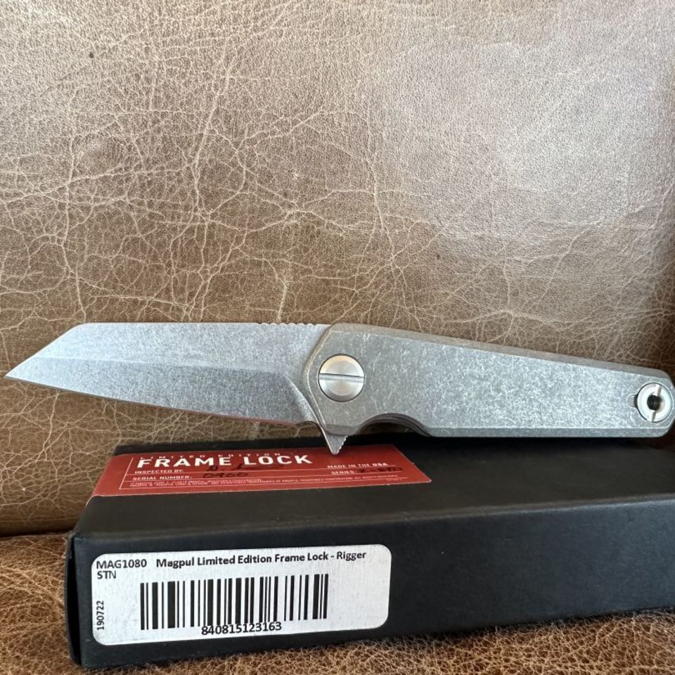 Post 1 - #0400 Magpul Rigger Titanium 