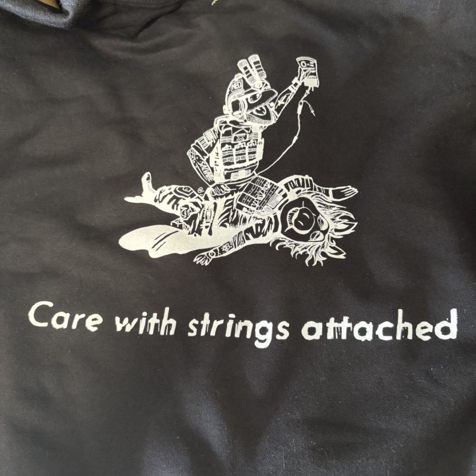 Post 5 - FFR hoodie and shirt L